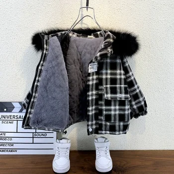 Пальто для мальчиков, куртка, пальто, хлопок 2023, теплая клетчатая плюс бархатная утепленная зимняя рождественская детская одежда